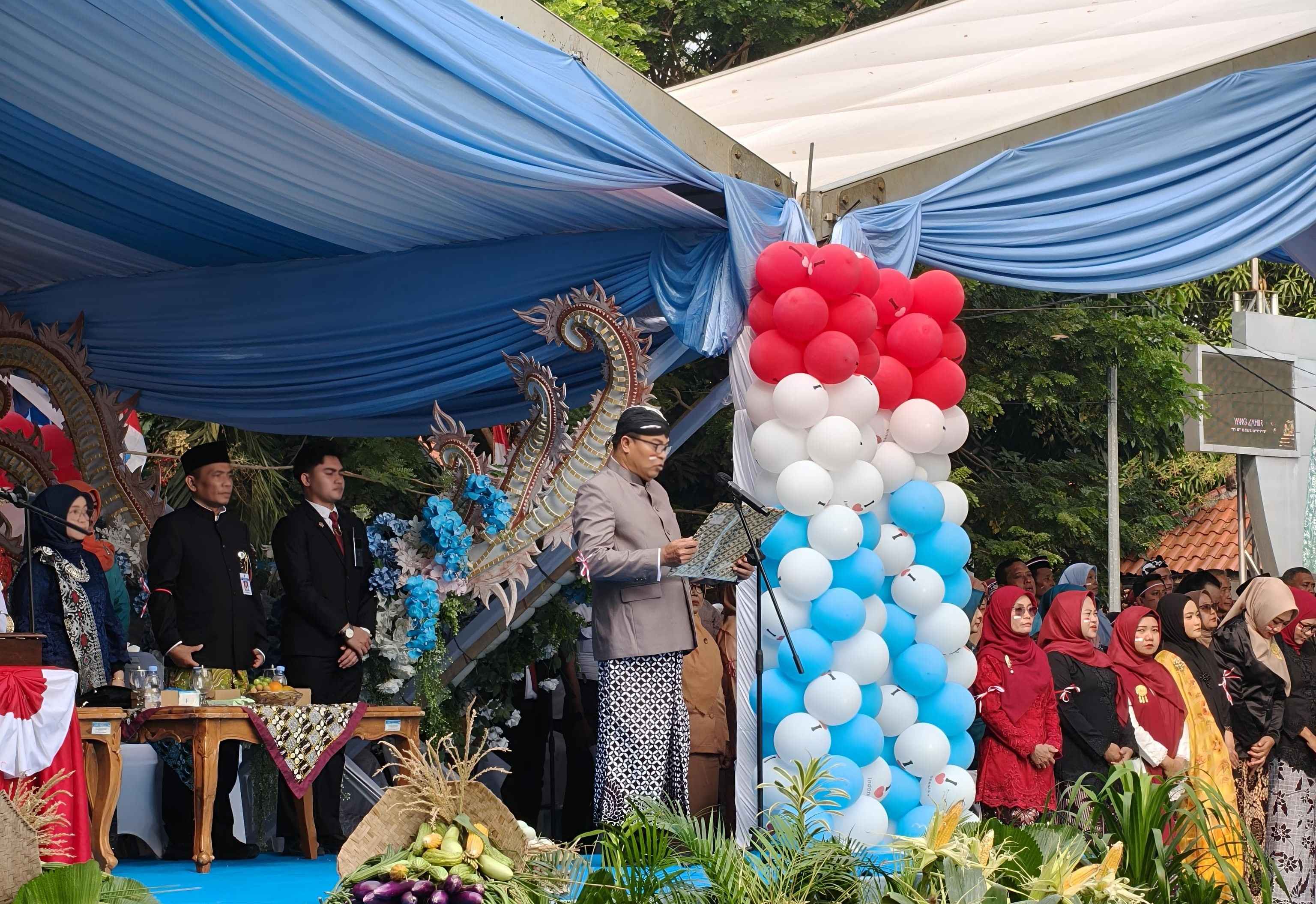 Upacara HUT Ke-81 RI, Ketua DPRD Brebes Bacakan Pembukaan UUD 1945